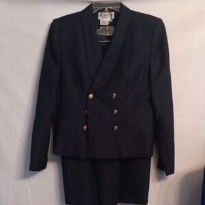 Atrium collection blue women's suit set size 6